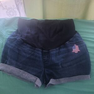 Maternity midi shorts